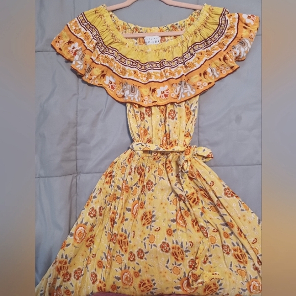 *2/$30* Margeaux Riviera Yellow Floral Elephant Peasant Maxi Dress Women's PXL - Picture 1 of 2